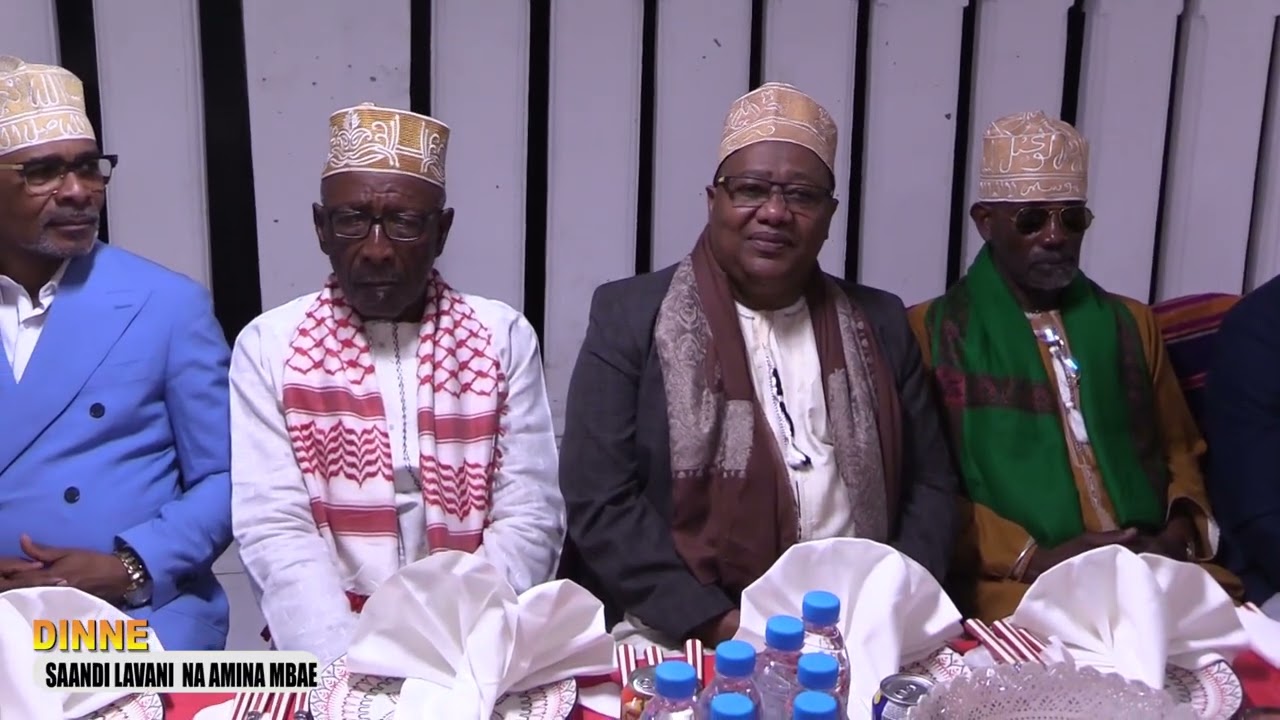 DINNE de SAANDI LAVANI ET AMINA MBAE FOUMBOUNI