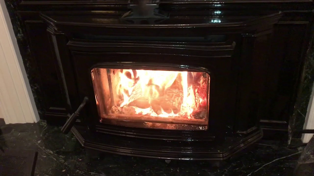 Natural Convection Pacific Energy Alderlea T5 Classic Fireplace