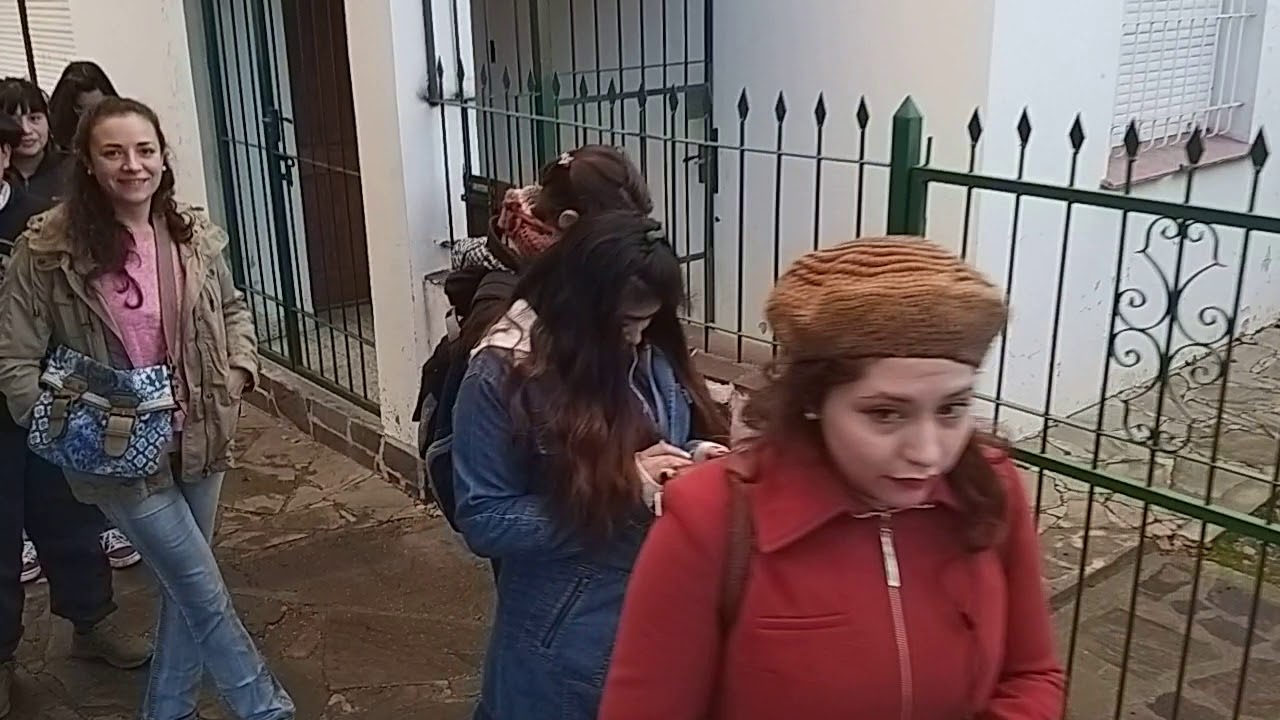 ciudad elmina menu Pasión por el cine: esquelenses hacen cola para Toy Story 4