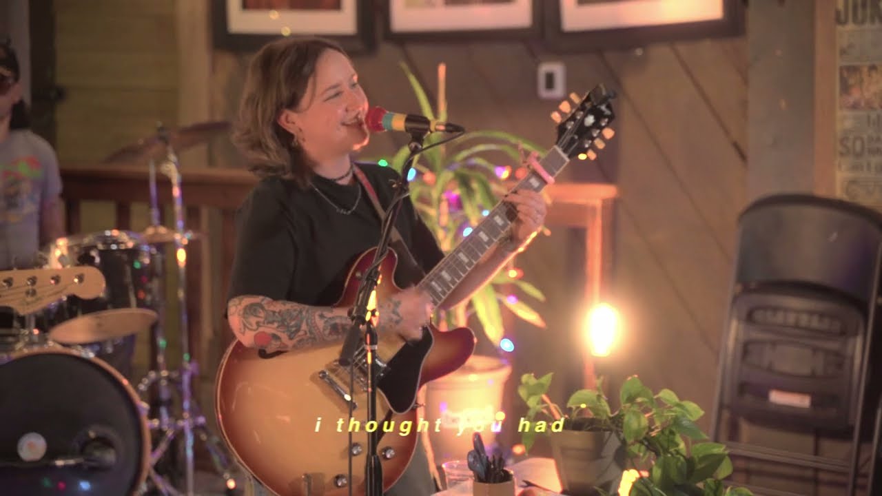 Emily Fenton - Catch Up!  (Tiny Desk Concert Submission)