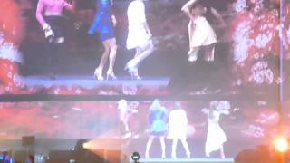 131109 - Super Show 5 - Cross Dressing
