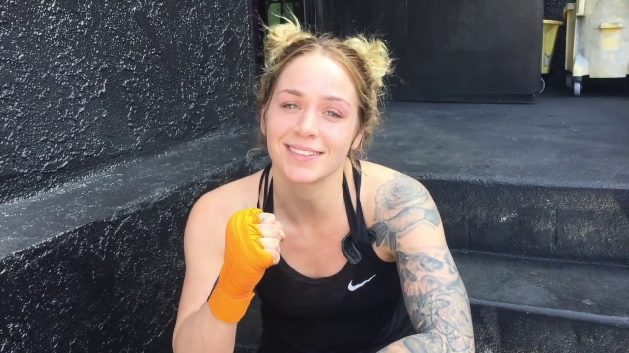 Alandria Brown interviews with fangirlmma