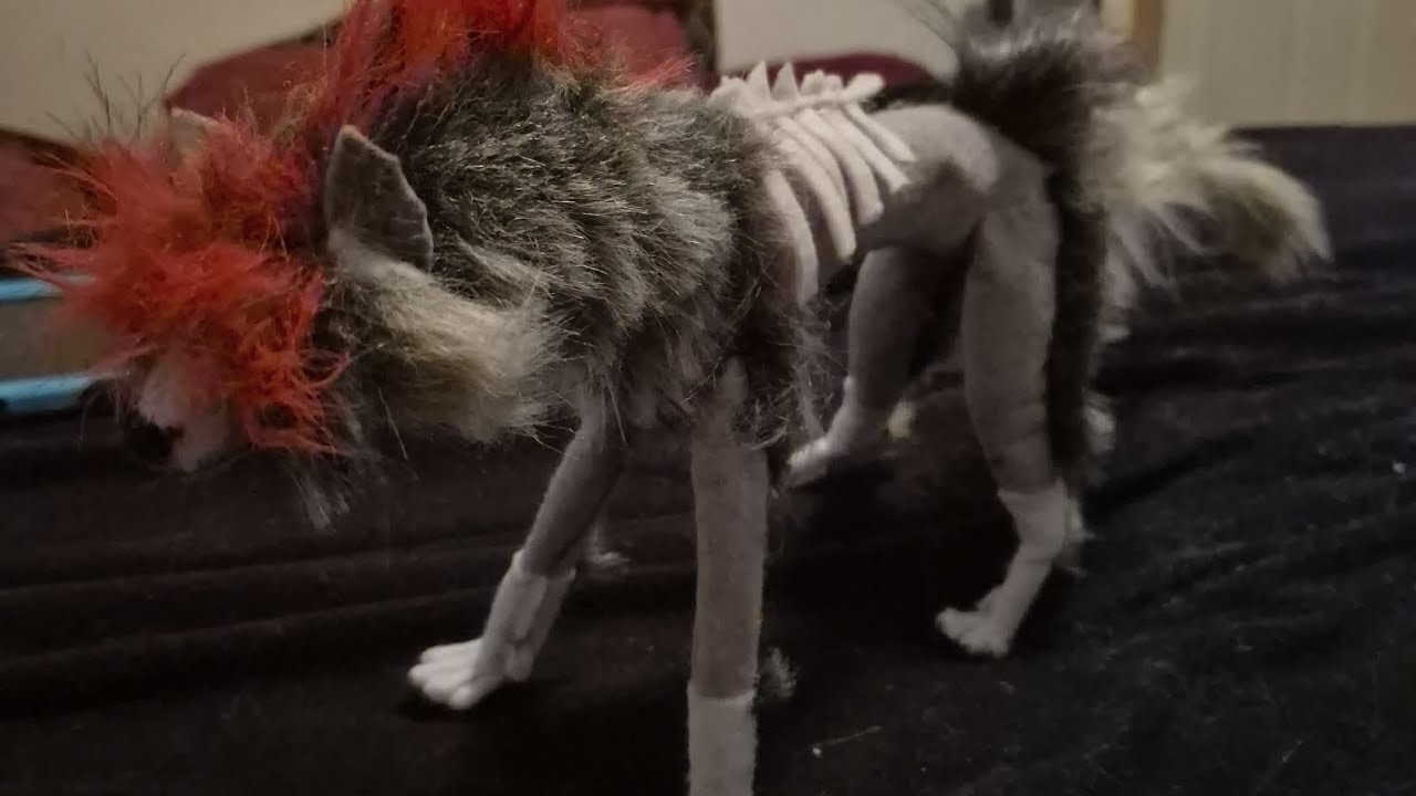 Making a silli wolf plush :3(tutorial YIPPIE)