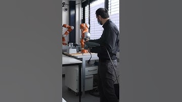 Mind-controlled robots are now one step closer