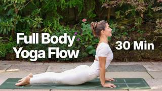 30 Min Yoga Flow | Full Body Yoga For Strength & Flexibility