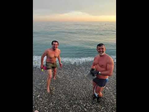 Contrôle des couilles après baignade