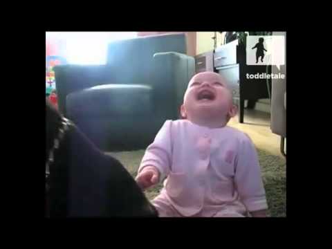 Видео: На каква възраст се смеят бебетата?