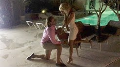 Her blir Linni Meister overrasket med frieri på Ibiza
