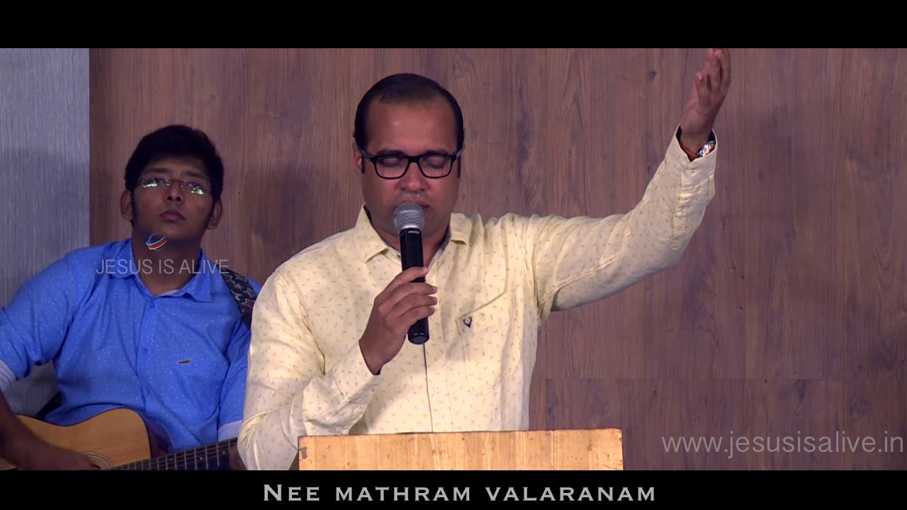 NEE MATHRAM YESHUVAE (നീ മാത്രം യേശുവേ) || PASTOR TINU GEORGE || LIVE WORSHIP || JESUS IS ALIVE