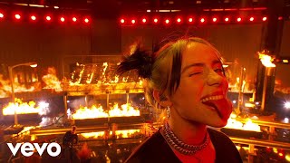 Video thumbnail of "Billie Eilish - all the good girls go to hell (Live From The American Music Awards/2019)"