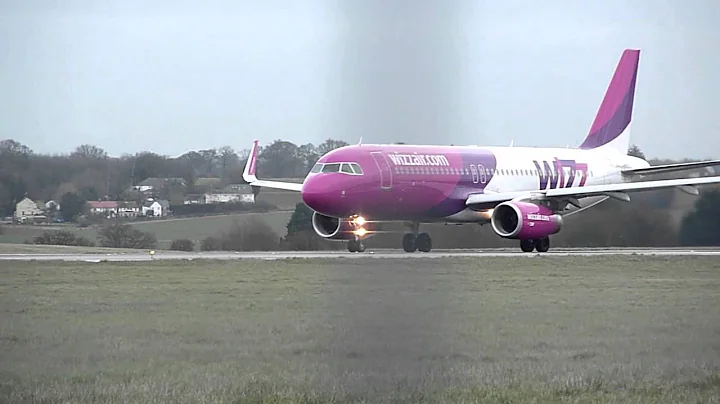 Wizzair A320 - London Luton To Vilnius - With ATC