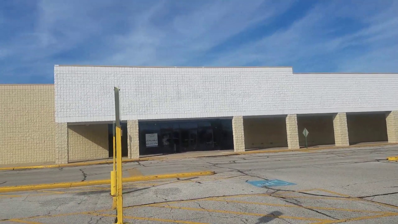 Abandoned Big Kmart Plymouth, IN w/ 