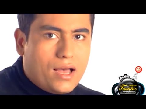 Watch the video for Me haces daño