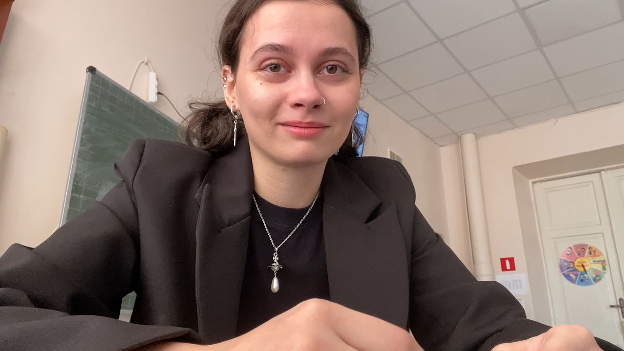 будни учителя | ставлю номера на новогодний утренник | роль школы в социолизации