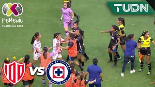 IT ENDED HOT! A brawl at the end | Necaxa 1-0 Cruz Azul | Liga MX femenil - CL2023 J9 | TUDN screenshot 5