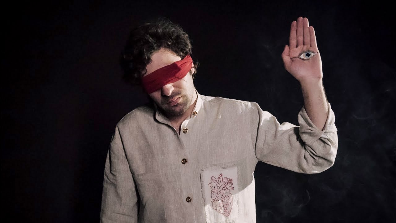 Fool Moon - A Surreal Music Journey Through the Psyche adlı videoyu YouTube'da izle Fool Moon - A Surreal Music Journey Through the Psyche adlı videoyu YouTube'da izle