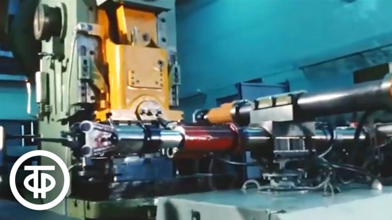 Мини-ЭВМ робот-манипулятор. Новости. Эфир 15 марта 1981