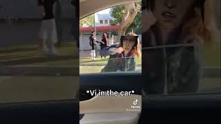 Vi picking Caitlyn up from work 😂🤣😂🤣😂🤣#arcane #shorts #vi #caitlyn #piltoversfinest
I laughed so hard just watching this Vi picking Caitlyn up from work 😂🤣😂🤣😂🤣#arcane #shorts #vi #caitlyn #piltoversfinest