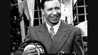 Miniatura del video "When I'm Cleaning Windows - George Formby"