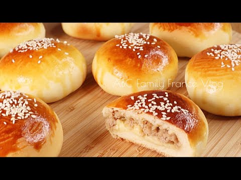 Video: Bánh Mì Tròn Phô Mai