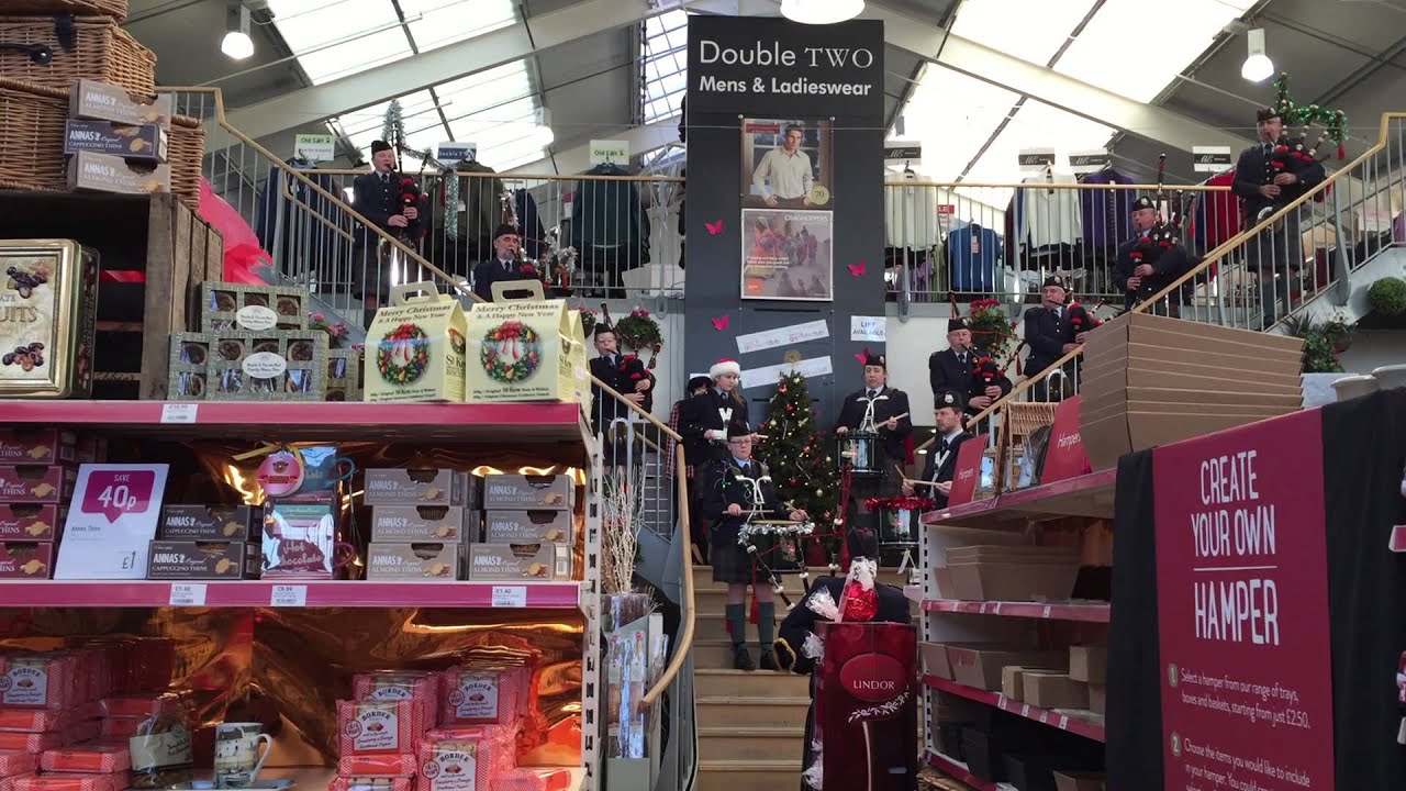 Dobbies Garden Centre (Perth), Christmas 2015  YouTube