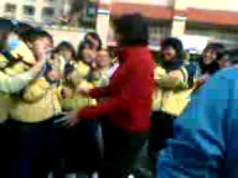 金甌拔河比賽~學生VS老師