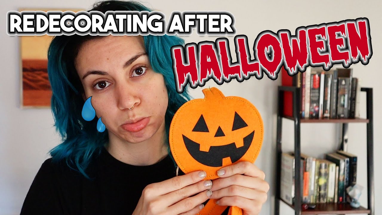 Saying goodbye to Halloween! (Redecorating my Dark Academia living room)