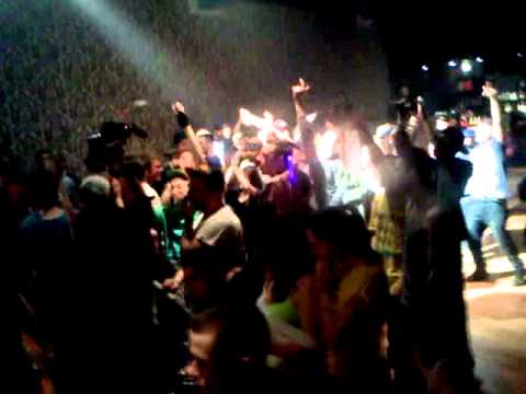crowd chanting "fuck the police" at Kill The Noise show