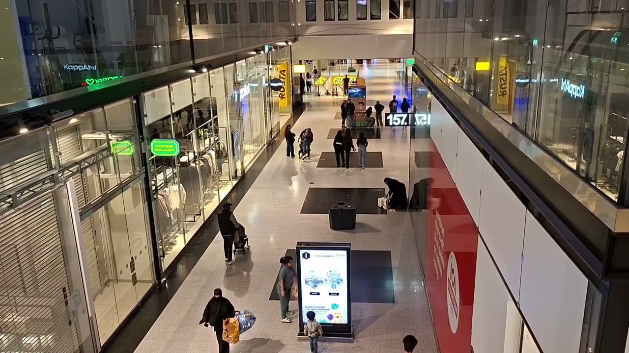 Stockholm,Kista  Night Walk |natt promenad 