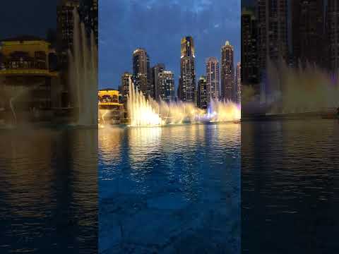 Dubai  water fountain  show in Dubai