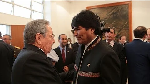 More than 30 heads of state attend Chavez funeral