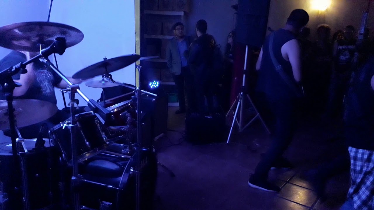 Παρακολούθηση TENDERIZER - Shit shower, Culeros Fest III στο YouTube Παρακολούθηση TENDERIZER - Shit shower, Culeros Fest III στο YouTube