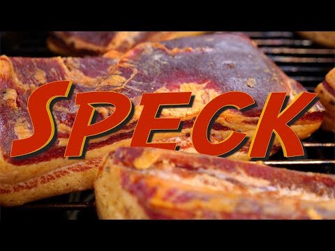 Selbstgemachter kaltgeräucherter Speck