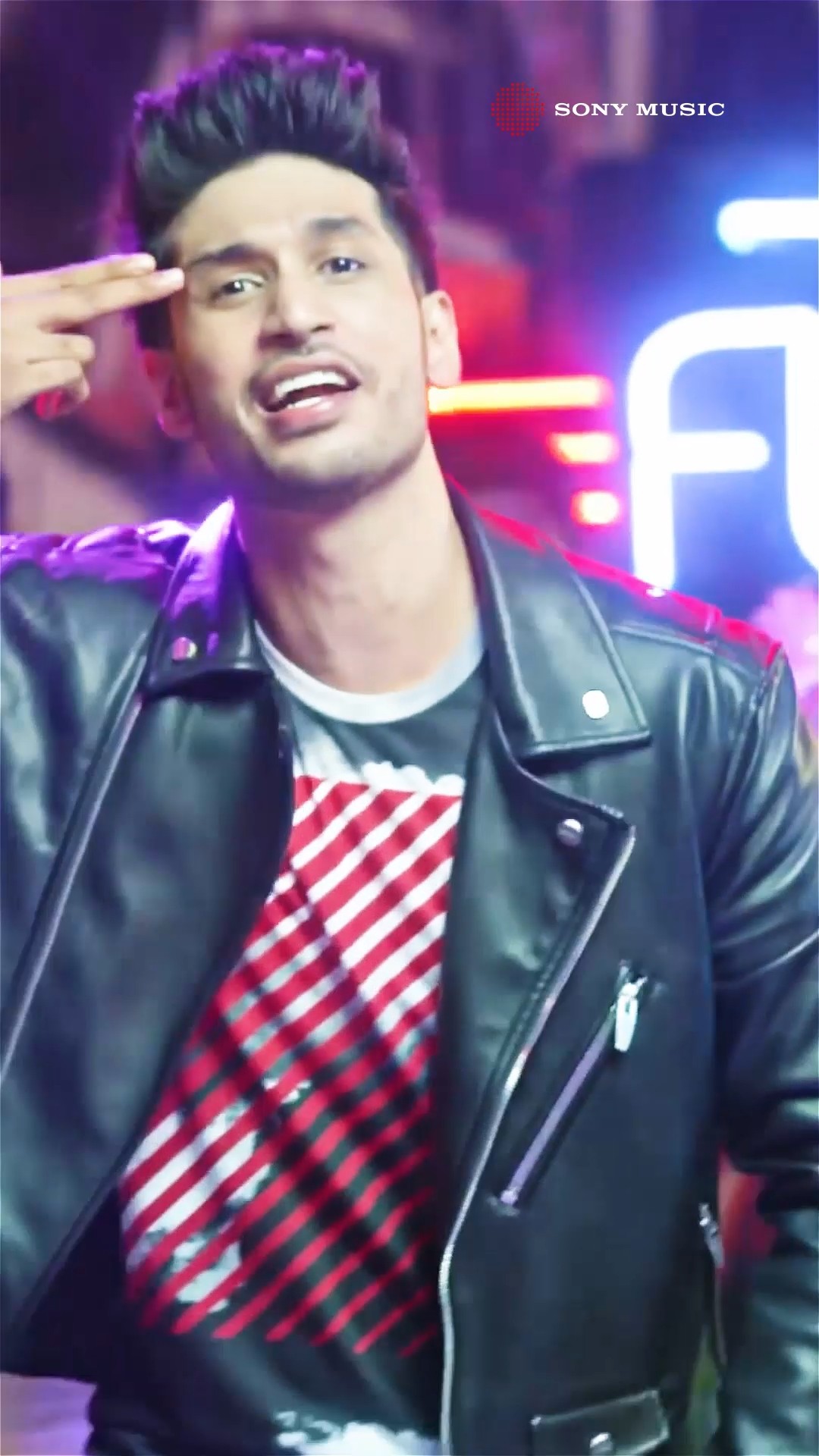 Dance, drink, and vibe to Baaki Baatein Peene Baad! ?? #partysongs #arjunkanungo #badshah