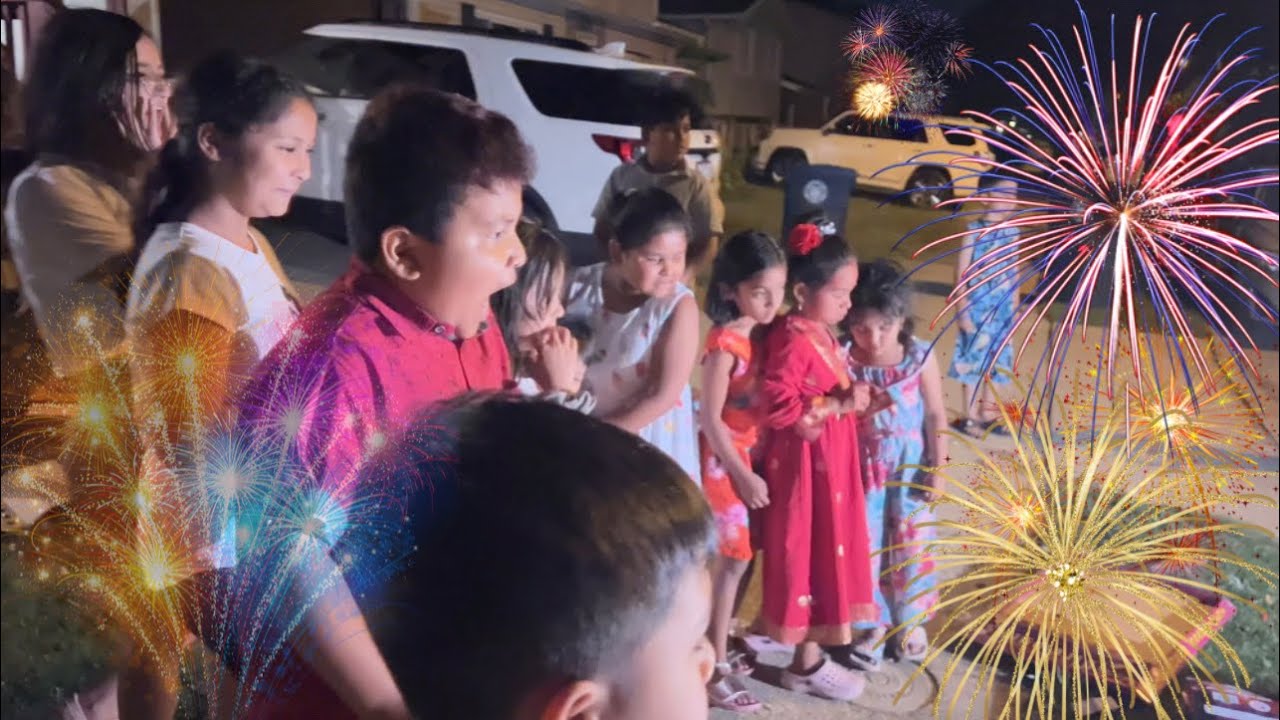 Kids enjoying fireworks on July 4th, happy Independence Day - YouTube