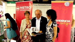 Exposición en Metro de Santiago, Barrio Santa Isabel, Chile