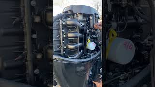 2005 24' Mako Starboard Engine Cranking