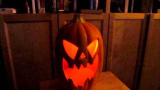 An Atmel ATtiny13 Powered Pumpkin