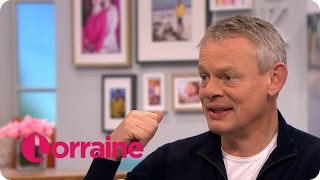 How Martin Clunes Met Sigourney Weaver | This Morning