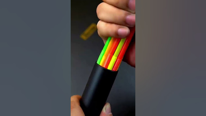 Make A DIY Vacuum Attachment For Nooks And Cranniesum #cleanhacks #straw #trending  #vacuumhacks