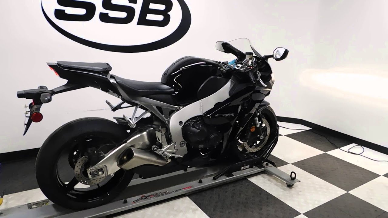 Honda cbr1000rr black