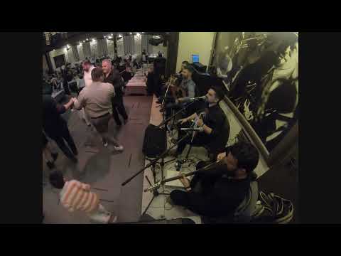 Στέλιος Παπουτσάκης -
