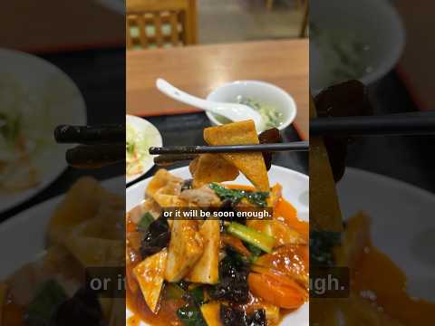 Trying a restaurant with no customers in Japan