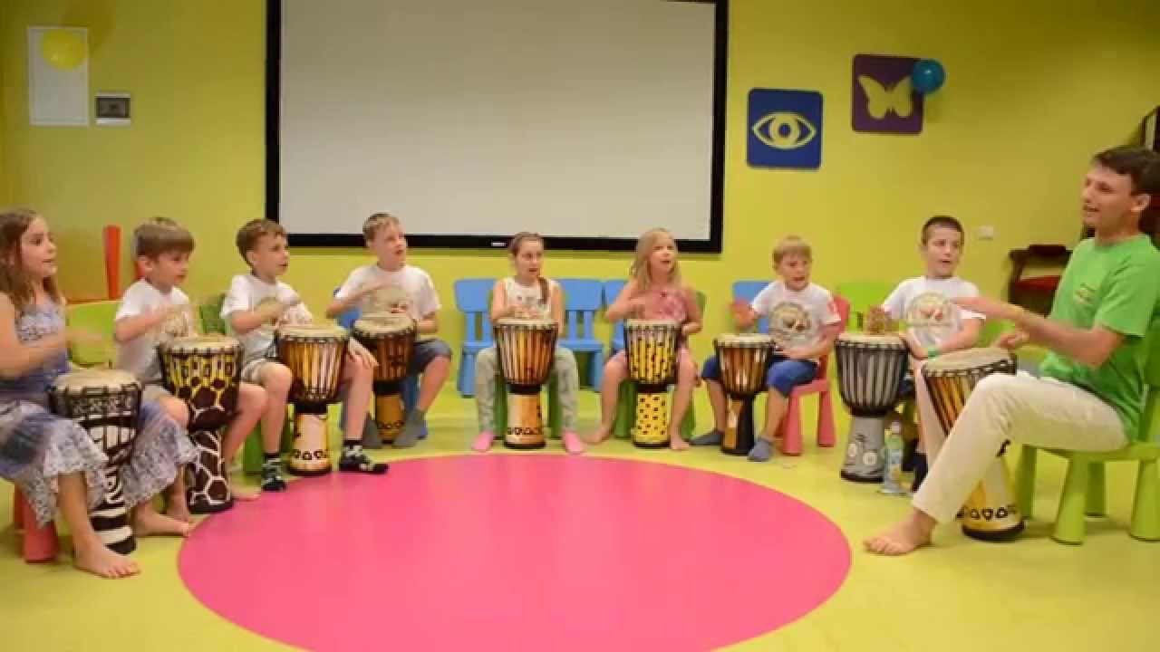 Dzięcięcy koncert gry na bębnach ... ale czad !!!