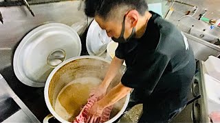 家系ラーメン店の朝の仕込みに密着。スープの秘密に迫る！【貴重映像】