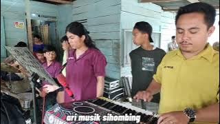 Tintin Marakkup|Ulos Passamot|Ulos Hela|Mandar Hela#cover #adatbatak #arimusik #subscribe