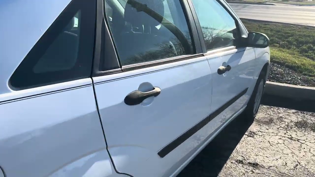 2007 Ford Focus S Sedan FWD White @stephenmccauley204 