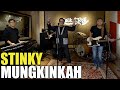 STINKY - MUNGKINKAH