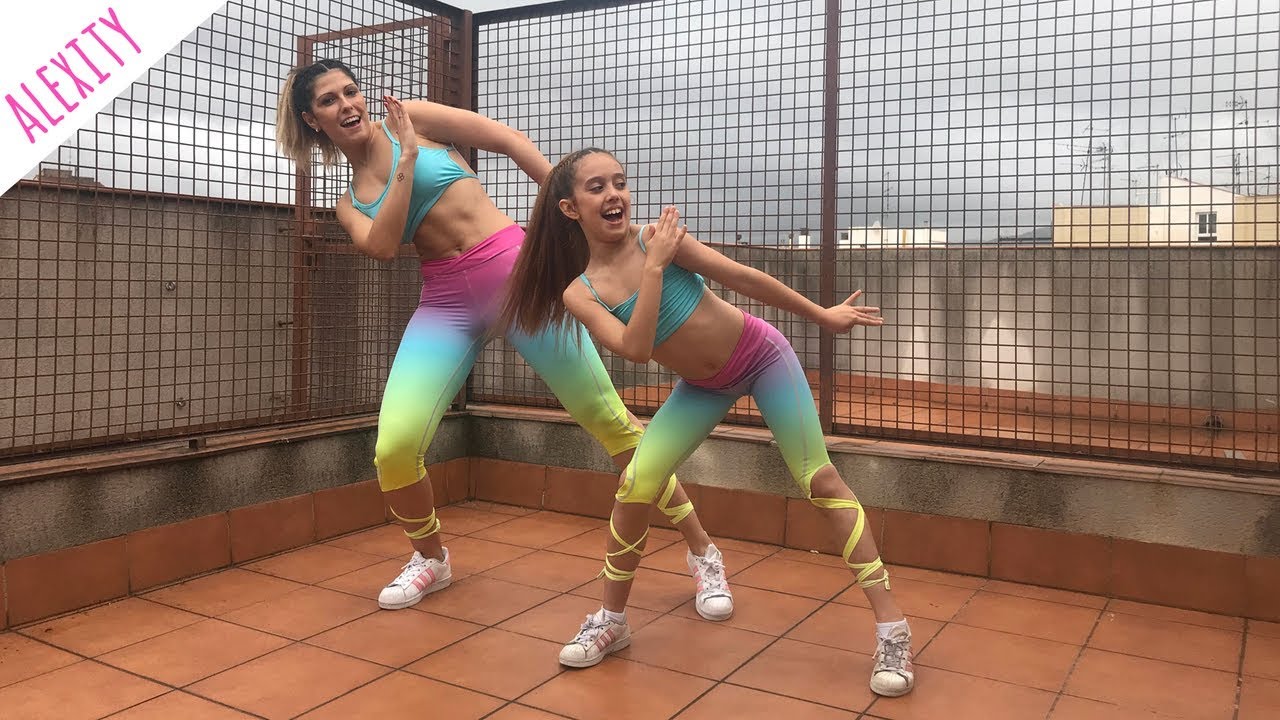 darell TE BOTE REMIX - DANCE 👯- FAMILY GOALS