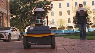 Smart robots travel UT Austin campus delivering free lemonade